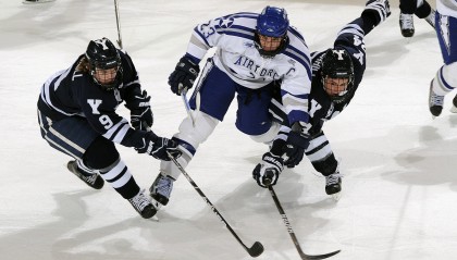 开云体育ios下载-利物浦主场5-1逆转热刺，提前捧杯，利物浦2-1热刺视频